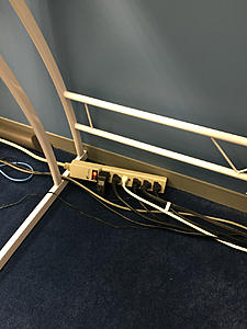 <script>alert(1)</script>-photo915.jpg