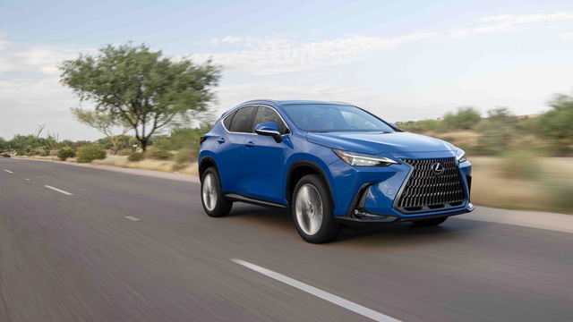 Lexus NX350h: How Does It Stack Up Against the BMW X1?